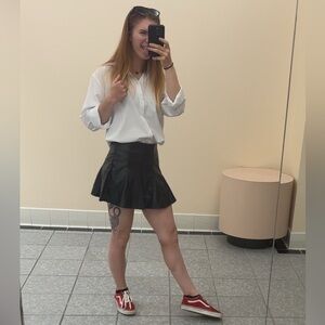 Meet your Posher, Genevieve